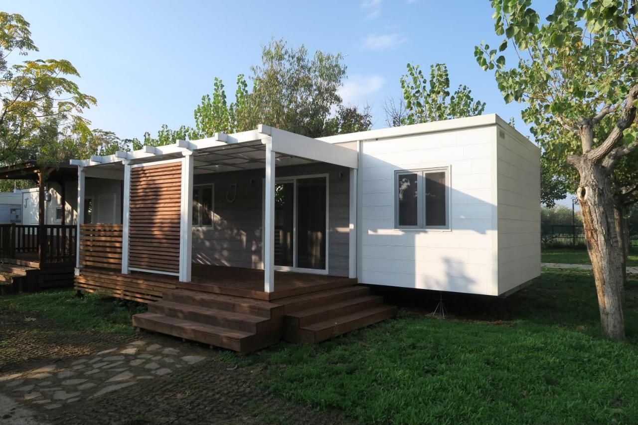 Camping Adriatico Martinsicuro Exterior photo
